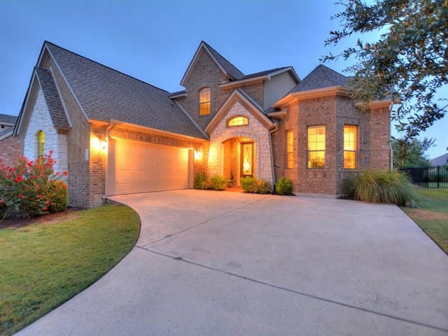 4513 Mont Blanc Dr