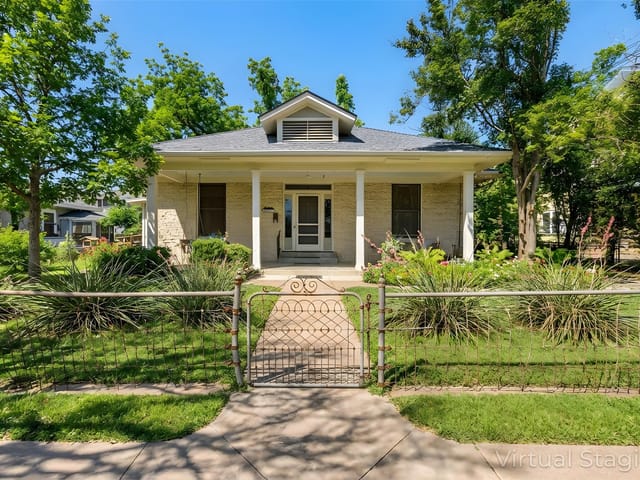 4514 Caswell Ave