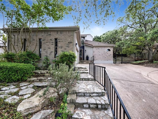 4515 Autumnleaf Holw