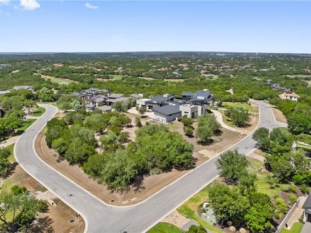 4516 Amarra DR