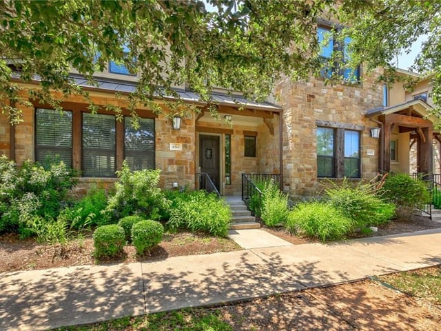 4516 Berkman Dr