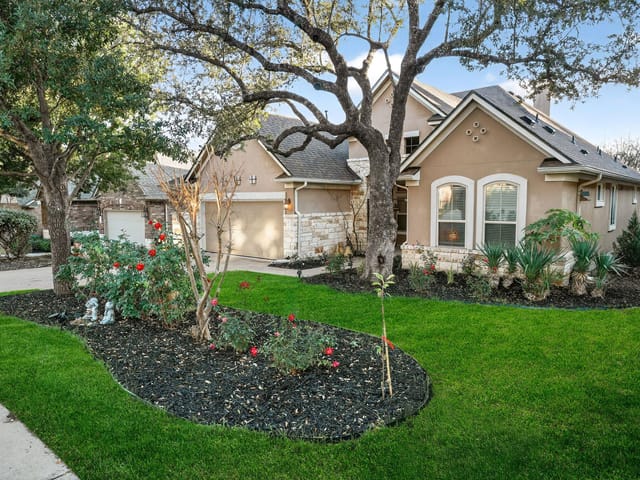 4521 Pyrenees Pass