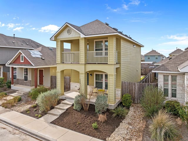 4522 Esper Ln