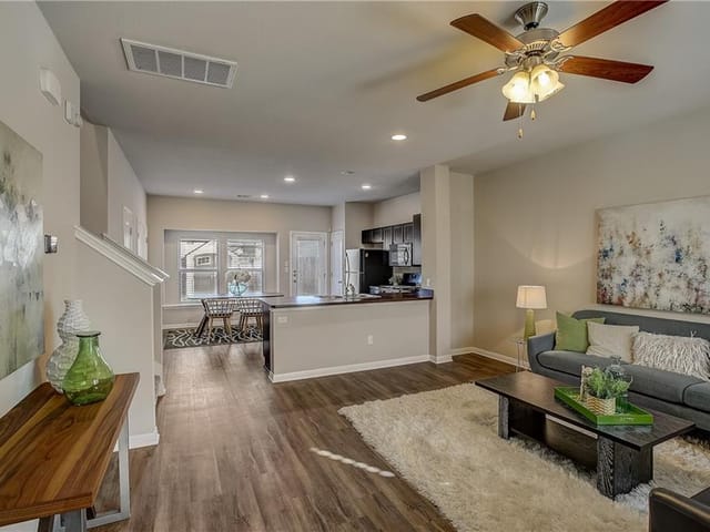 4522 Esper Ln Unit #315