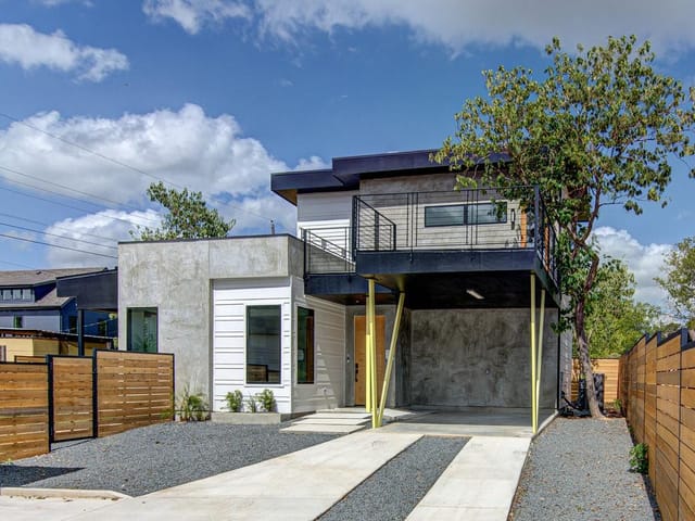 4522 S 2nd St Unit #2