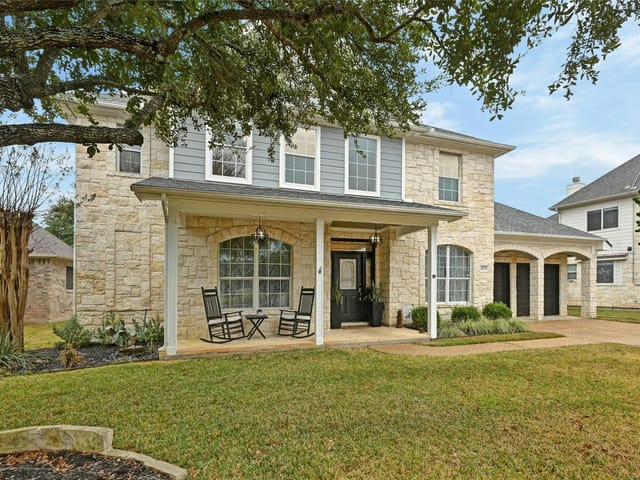 4525 Grand Cypress Dr
