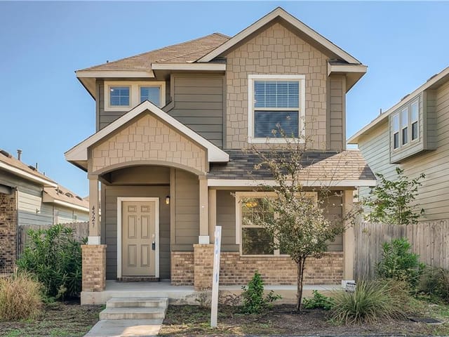 4527 Graceful Ln