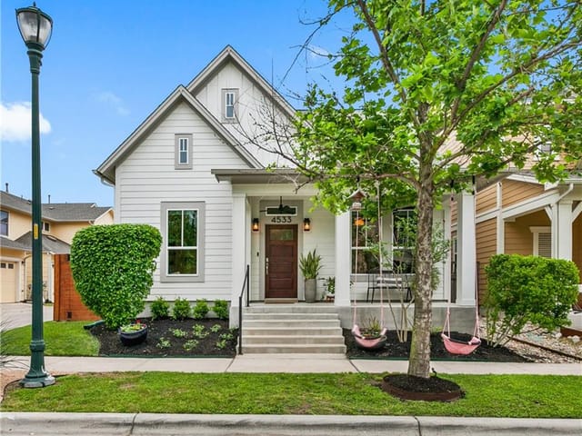 4533 Page St