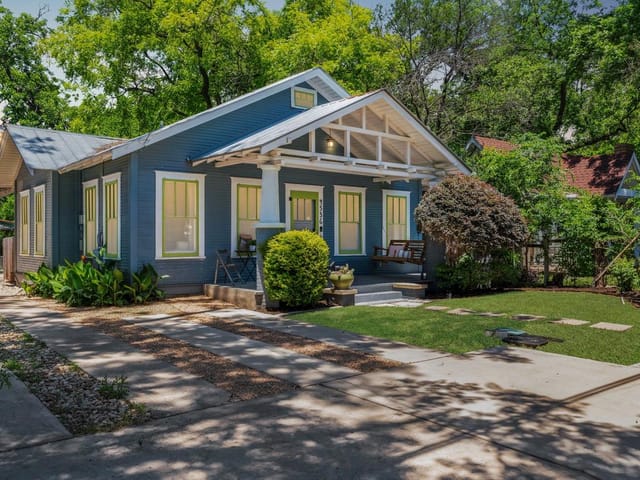 4536 Duval St Unit #2