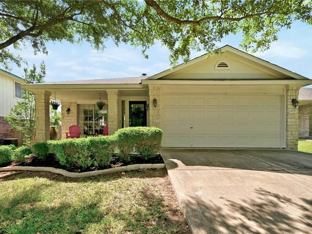 4537 Corran Ferry Loop