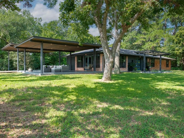 455 Post Oak Court Ct