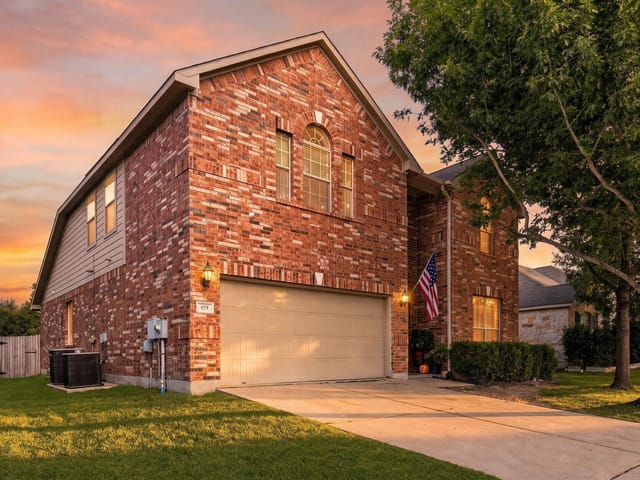 459 Sandstone TRL