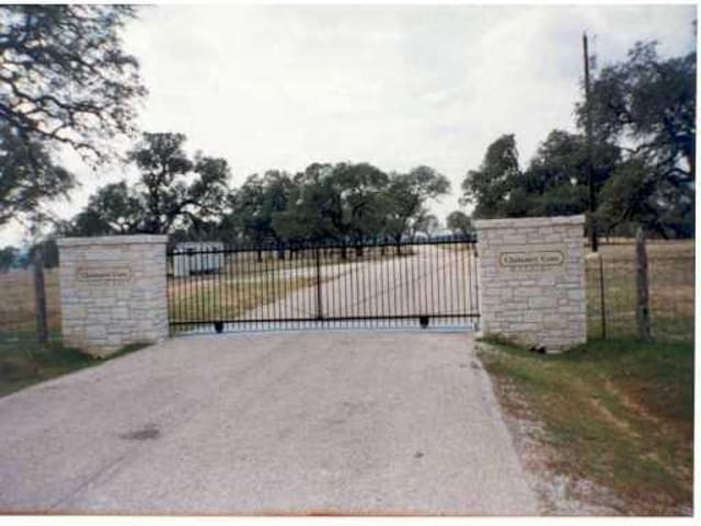 46 Chimney Cove DR