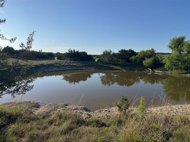460 Private Road 1236