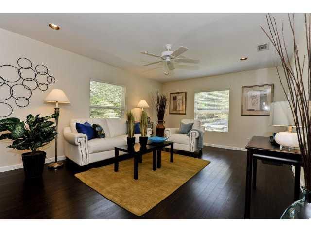 4600 Oakmont Blvd