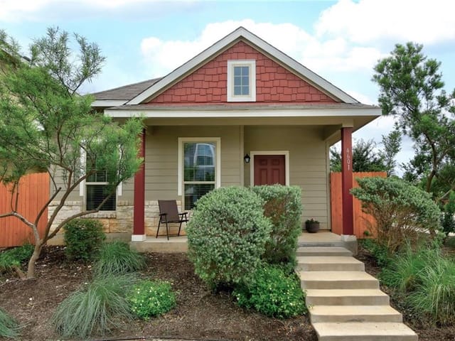 4601 Esper Ln Unit #319