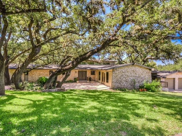 4601 Small Dr