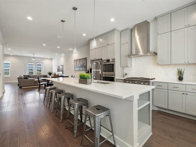 4602 Longevity Dr
