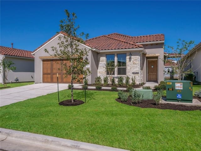 4603 Flameleaf Sumac DR