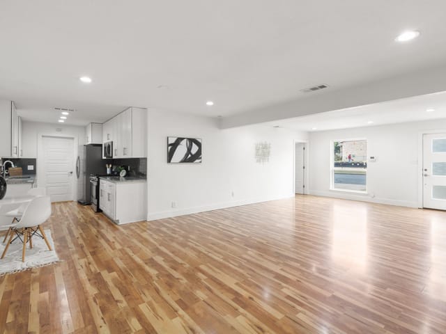 4604 Bundyhill DR