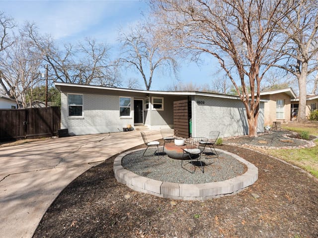 4604 Finley Dr