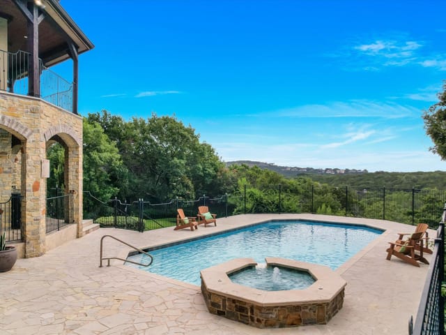 4604 Mantle DR