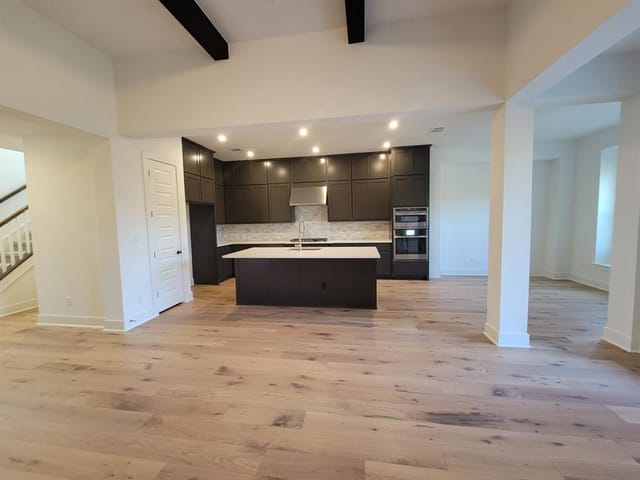 4607 Flameleaf Sumac DR