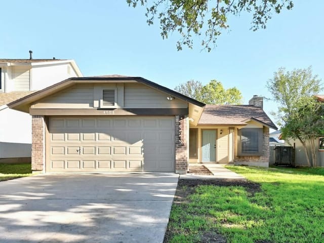 4608 San Simeon Dr