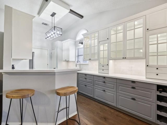 4613 San Simeon Dr