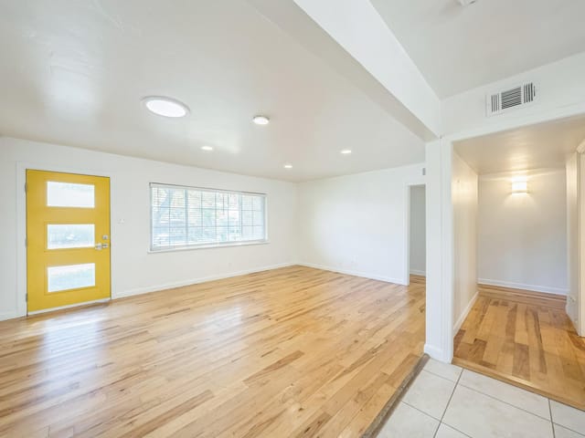 4614 Oakmont BLVD