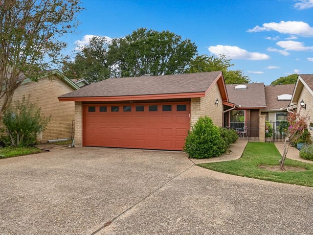 4615 Pinehurst DR Unit #D