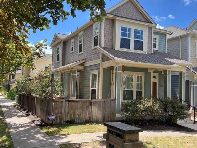 4620 Page ST