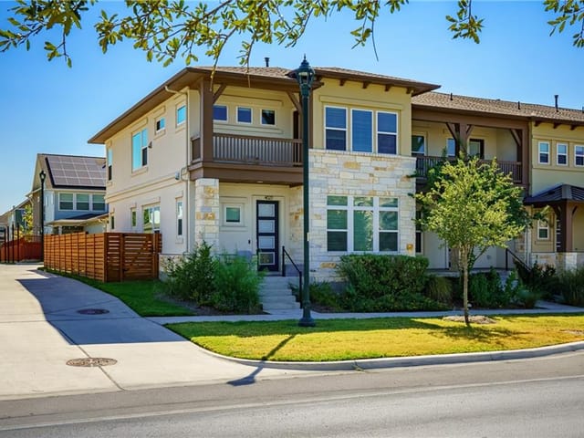4627 Berkman Dr