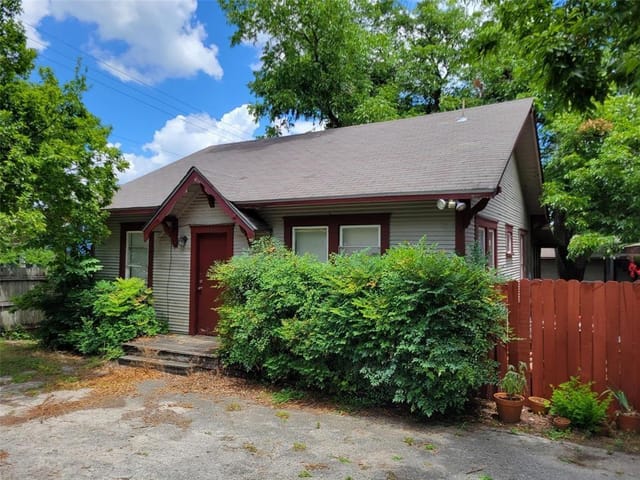 4627 Depew Ave