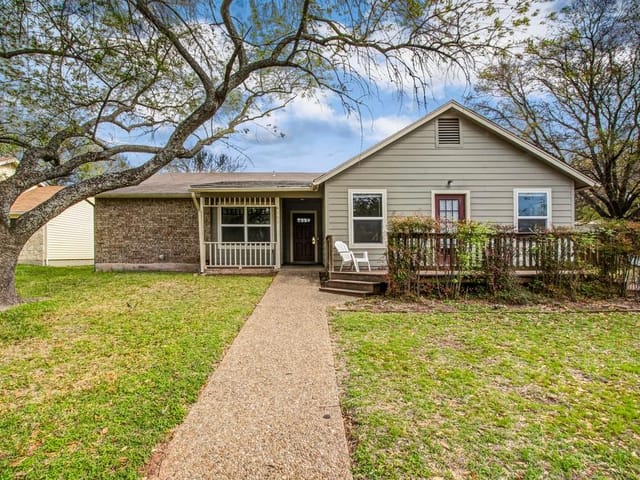4700 Ganymede Dr