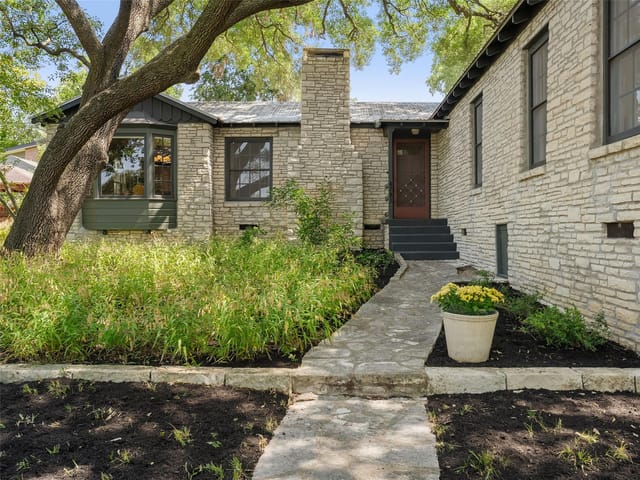 4701 & 4703 Shoal Creek Blvd