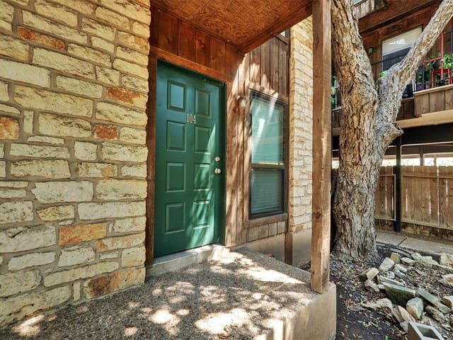 4701 Red River St Unit #104