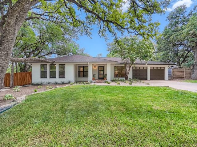 4701 Travis Country Cir