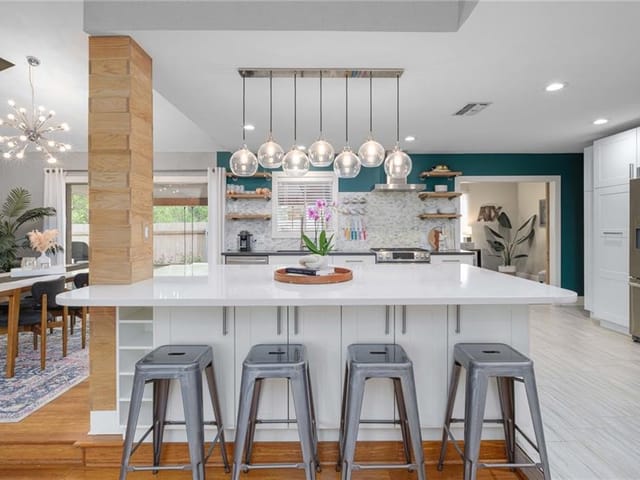 4703 Travis Country Cir