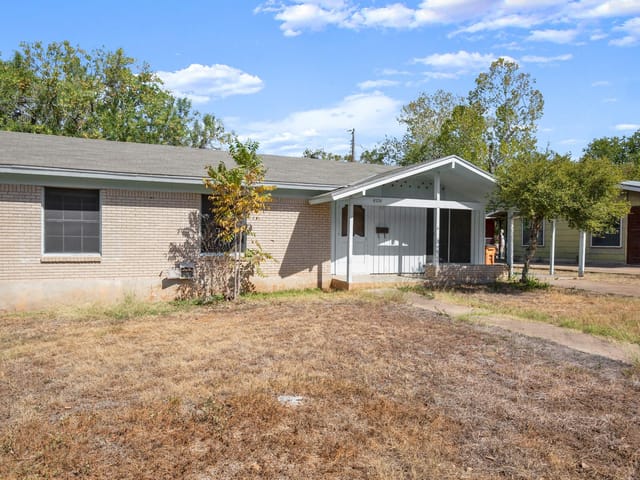4704 Philco Dr
