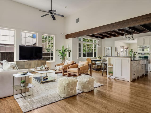 4705 Fairview DR