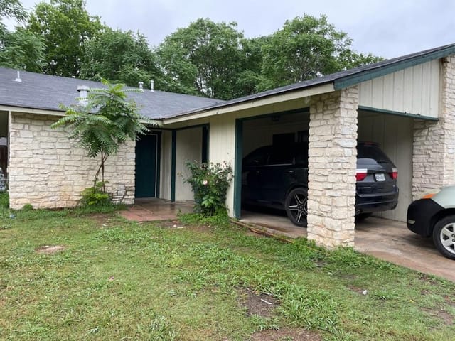 4706 ROCKING CHAIR Rd