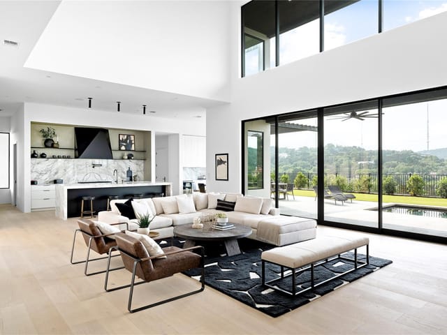 4707 Christopher Dr
