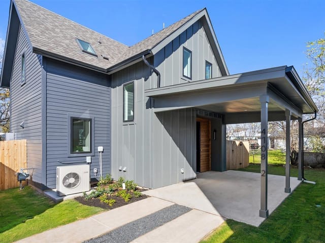 4708 Louis Ave Unit #2