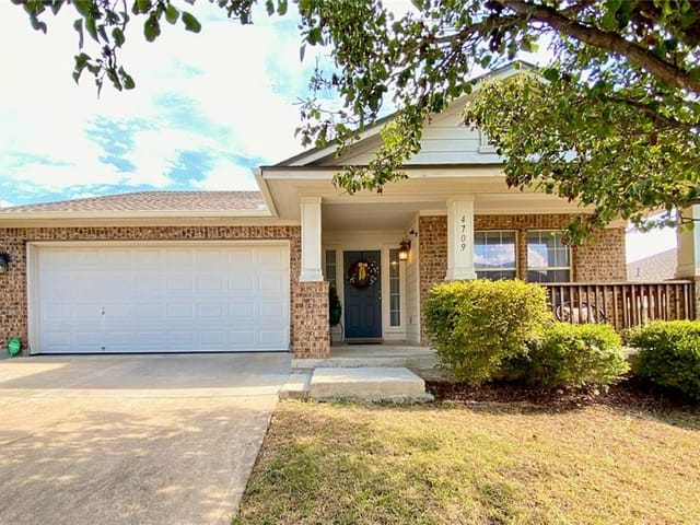 4709 Valcour Bay Ln