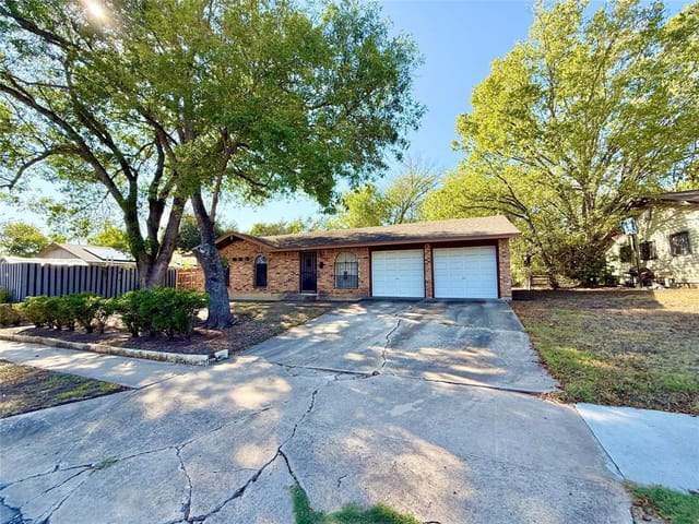 4710 Craigwood DR