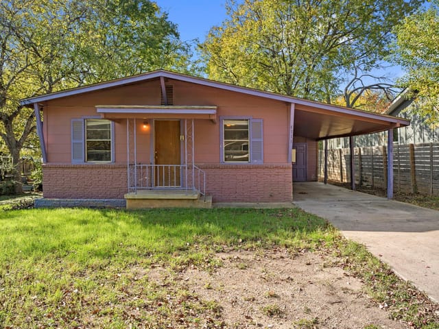 4711 Bandera Rd