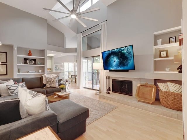 4711 Spicewood Springs Rd Unit #1-201