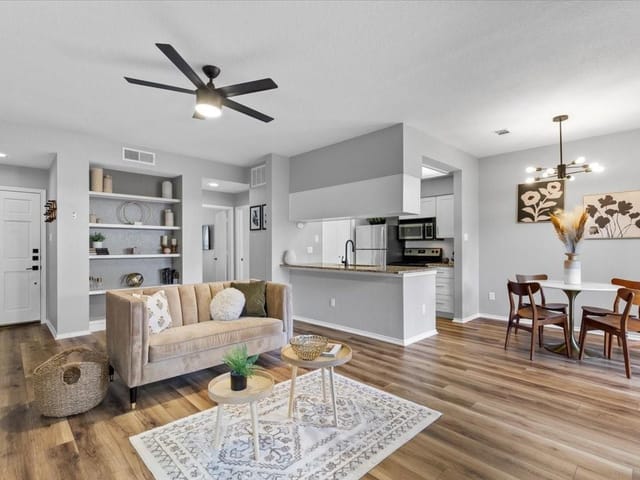 4711 Spicewood Springs Rd Unit #103