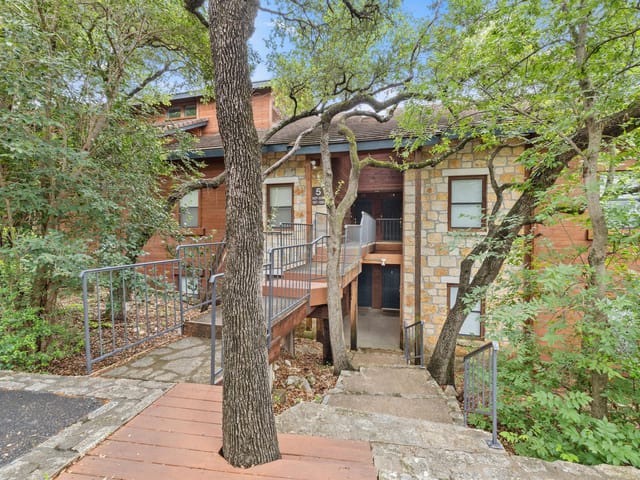 4711 Spicewood Springs RD Unit #5-128